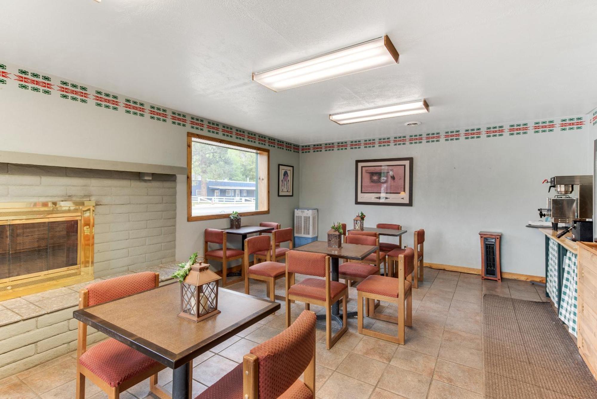 Dolores Mountain Inn מראה חיצוני תמונה